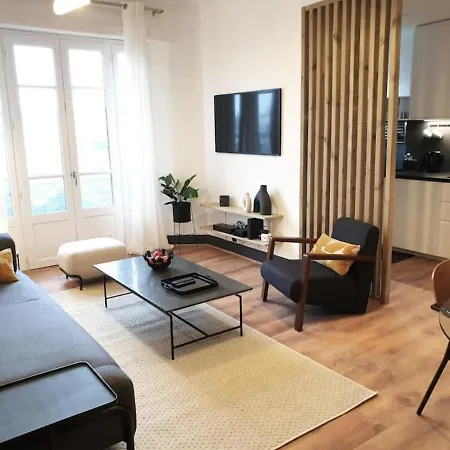 Le 5e - Design Dans Un Ancien Palace 公寓 维琪