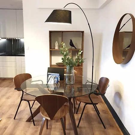 Le 5e - Design Dans Un Ancien Palace Vichy